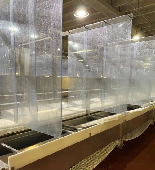 疫情风暴中的“肉食链” 加拿大牛肉工厂900人感染背后的生存困境